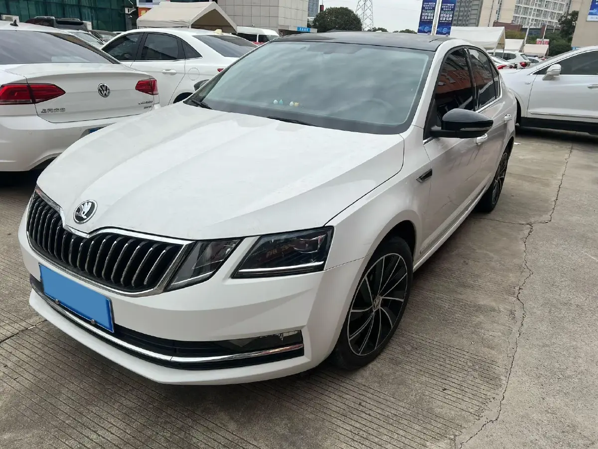 2019 Skoda Octavia 1.4T 150HP L4 7DCT