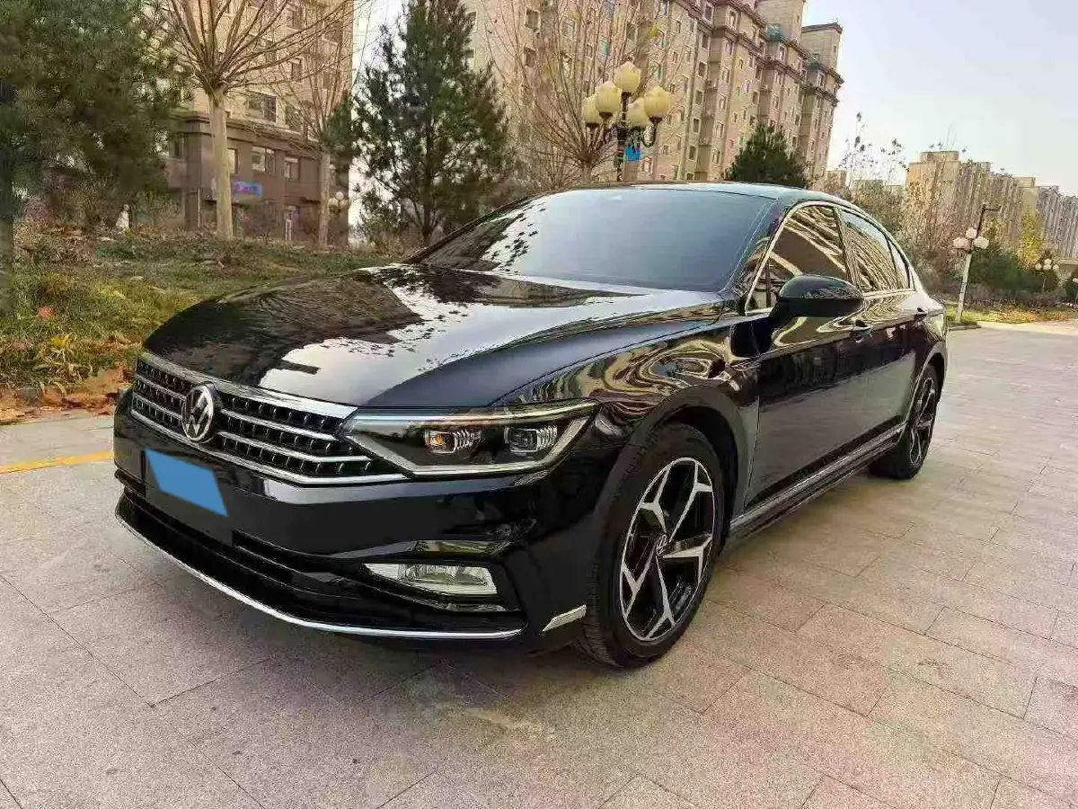 2023 Volkswagen Magotan 2.0T 186HP L4 7DCT
