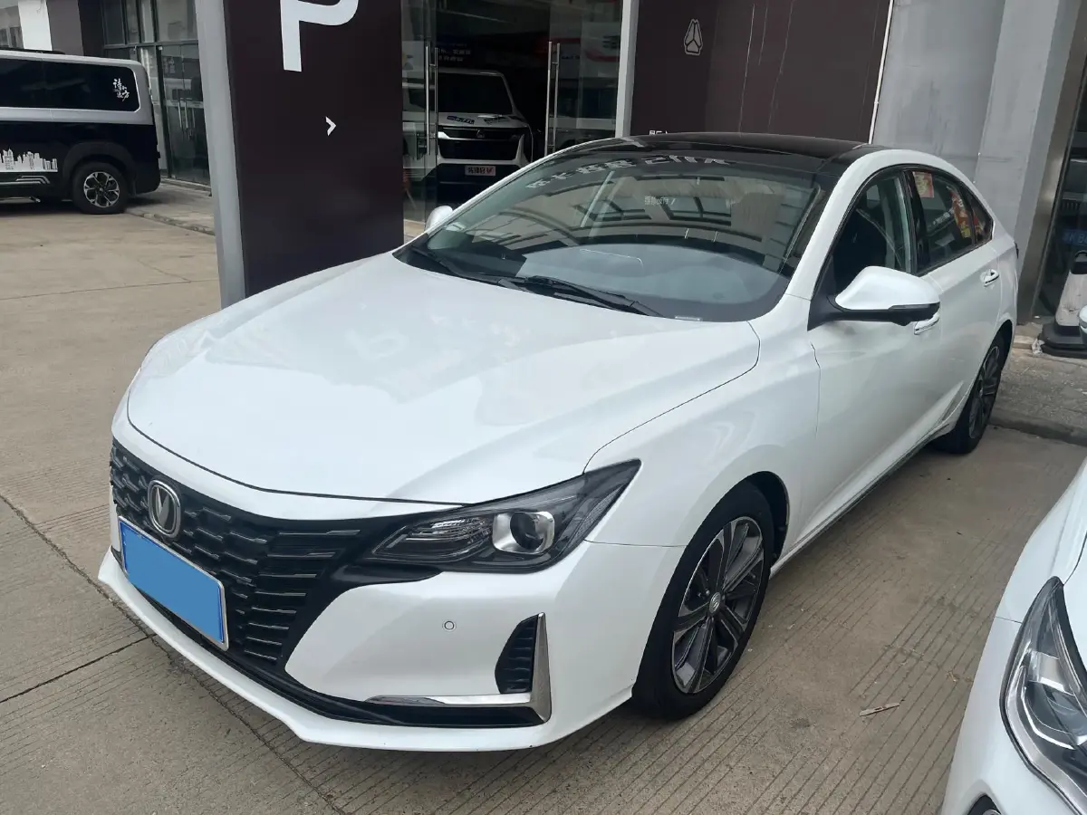 2022 ChangAn Raeton CC 1.5T 188HP L4 7DCT