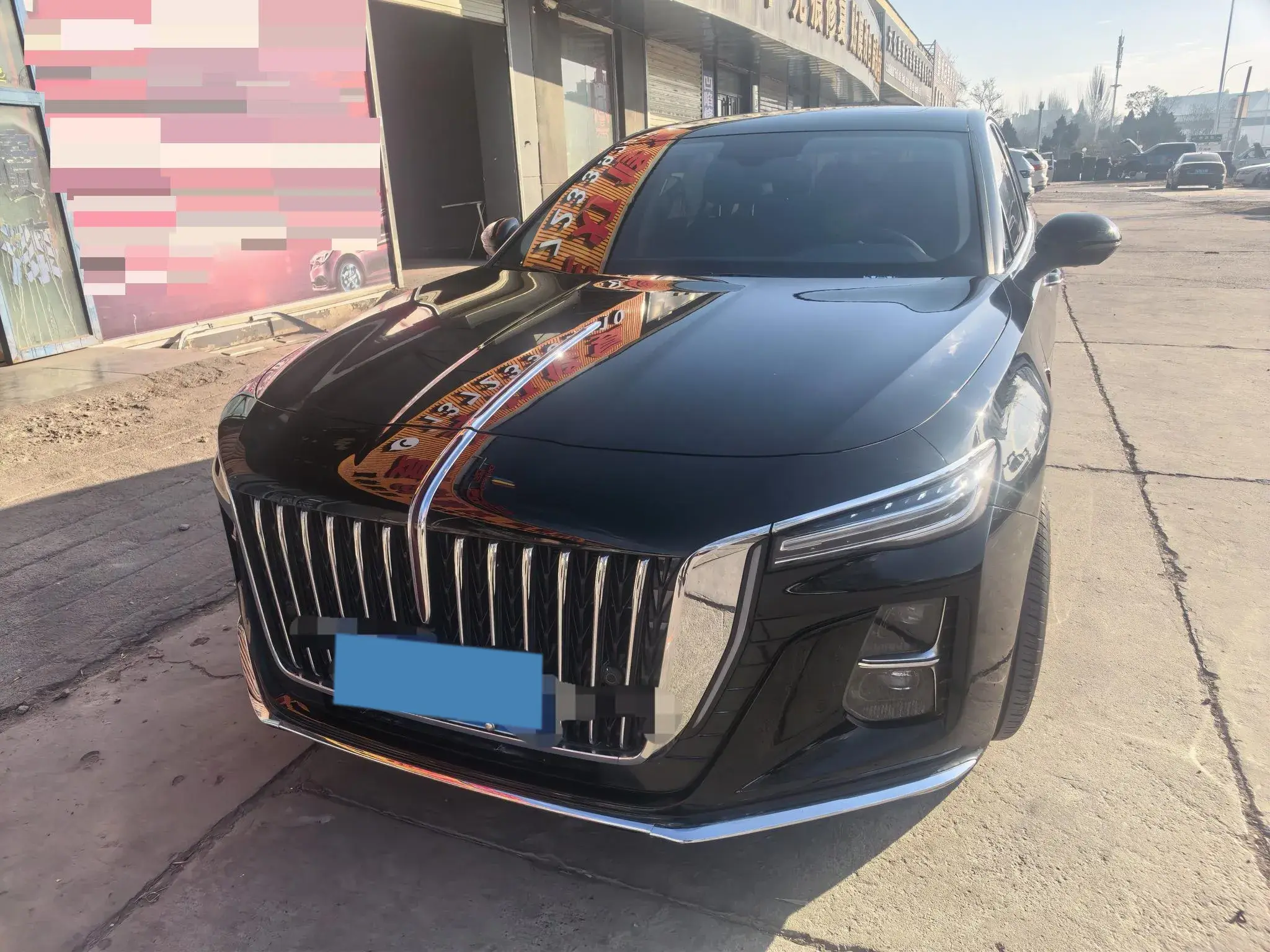 2024 HONGQI H5 view 1