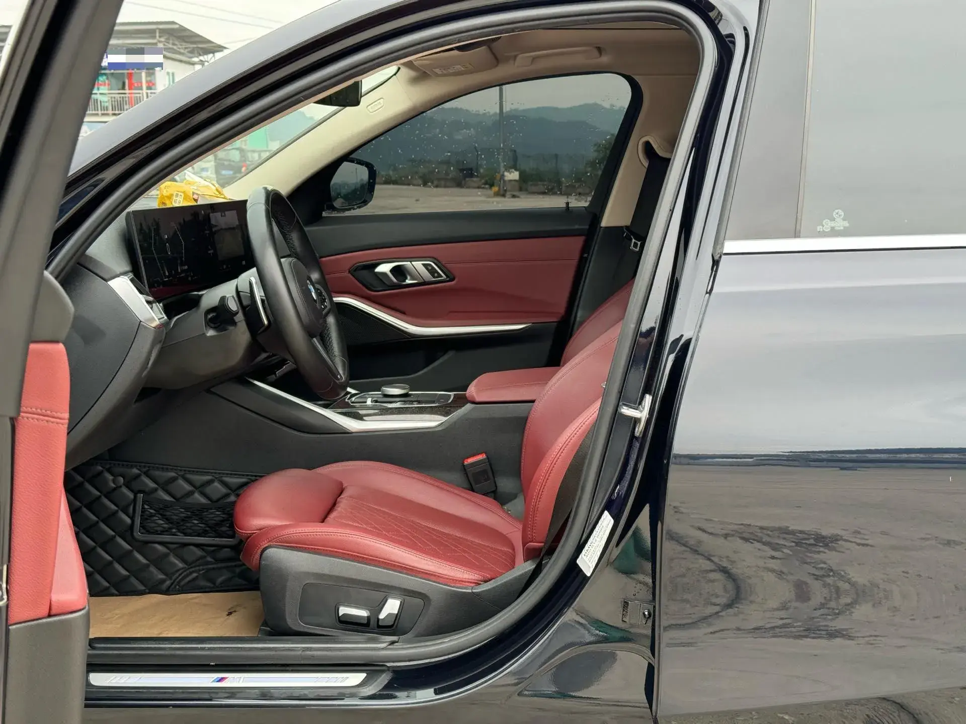 2023 BMW 3 thumbnail 3