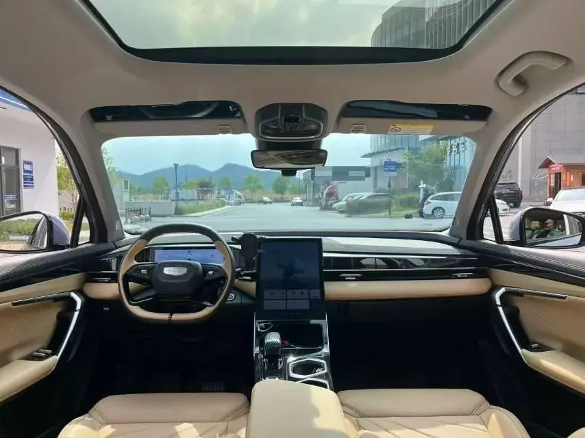 2023 GEELY STARRAY thumbnail 4