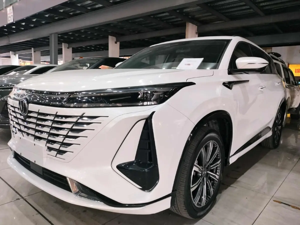 2022 ChangAn CS75 Plus 1.5T 188HP L4 8AT
