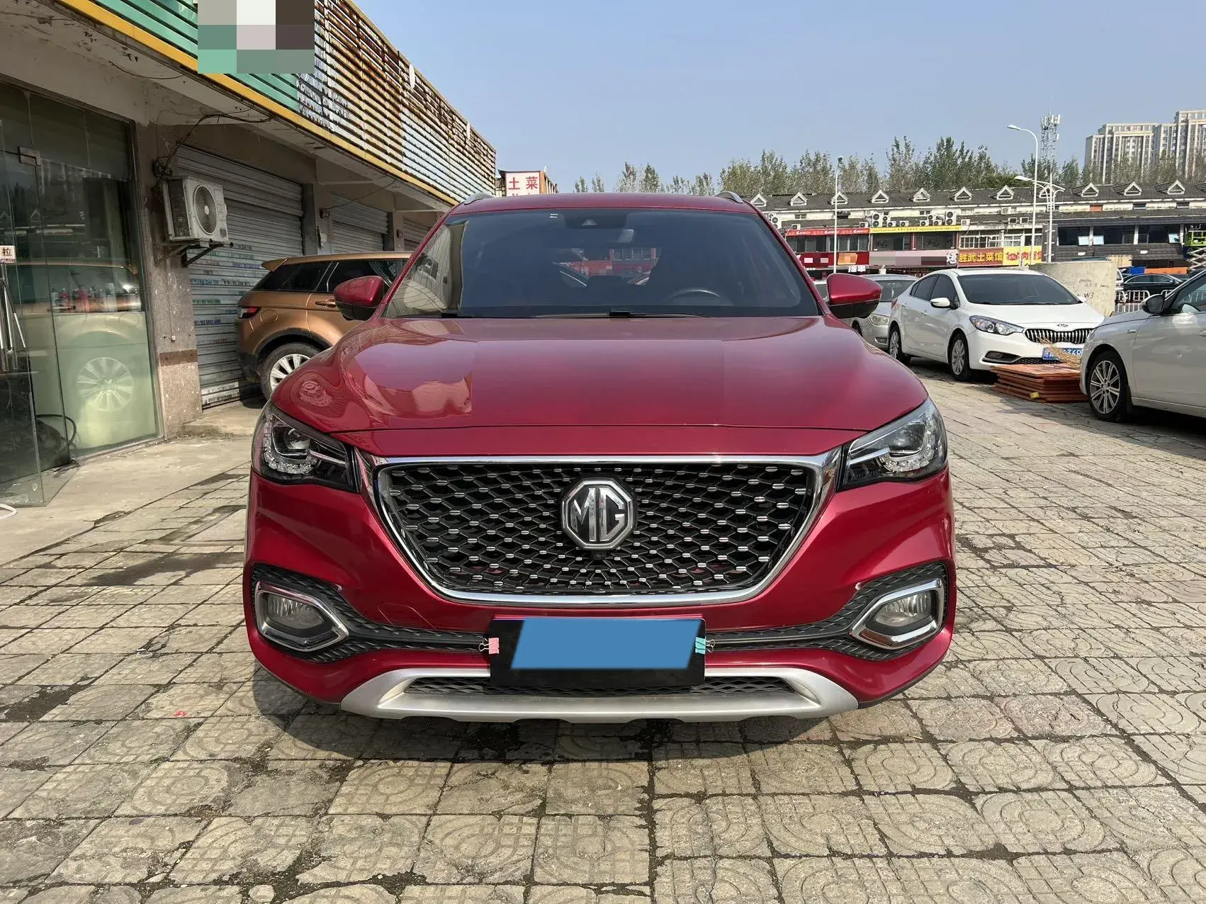 2018 MG HS thumbnail 2