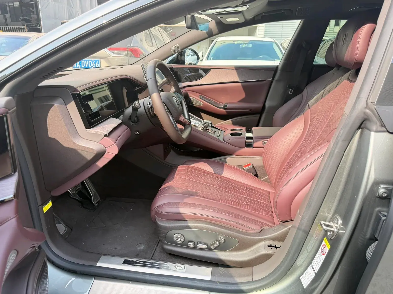 2024 DENZA DENZAZ9GT thumbnail 4