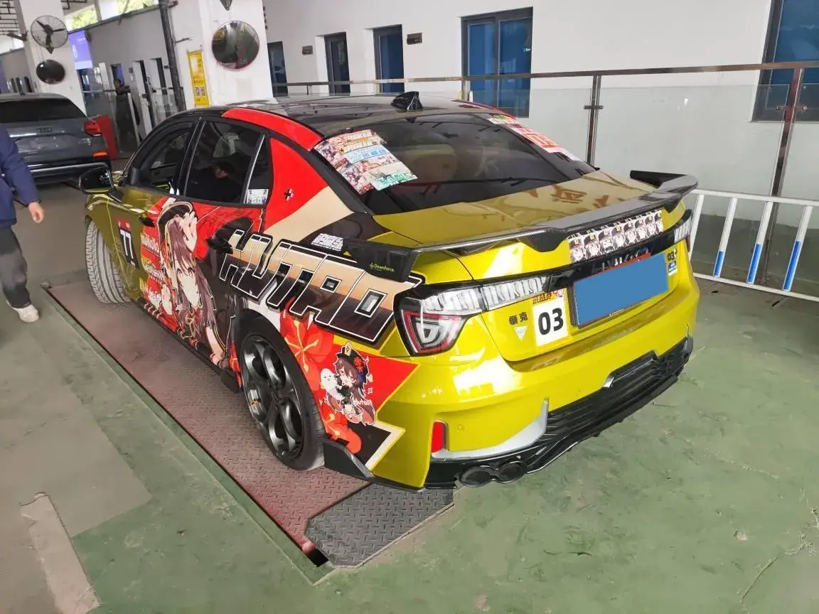 2019 LYNK&CO 03 thumbnail 3