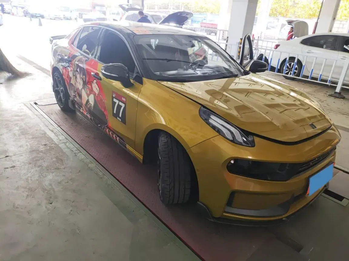 2019 LYNK&CO 03 thumbnail 2