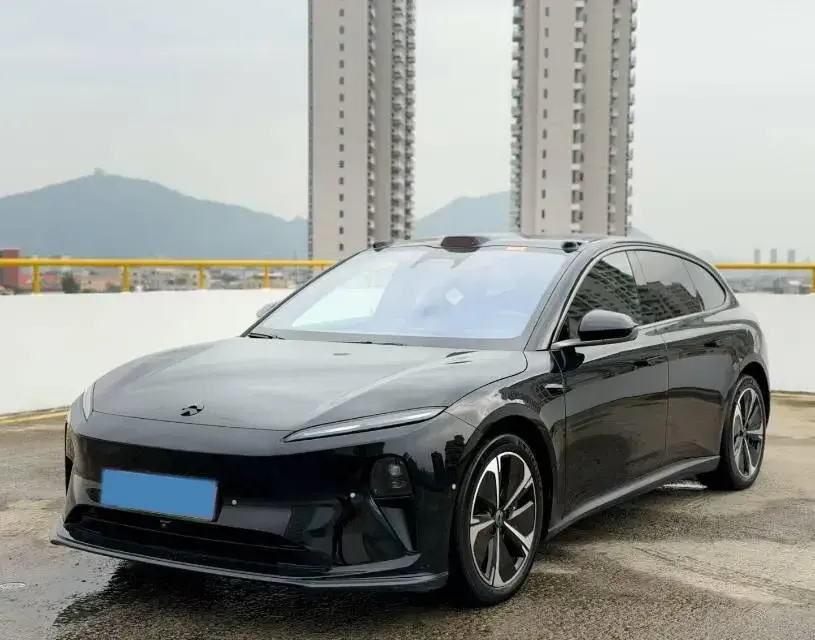 2023 NIO ET5T BEV 75KWH