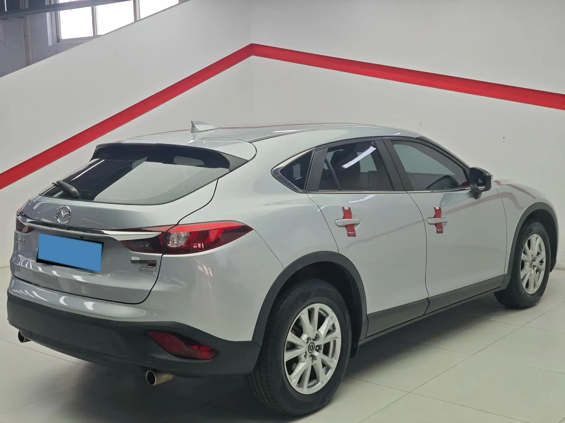 2018 MAZDA CX-4 thumbnail 4