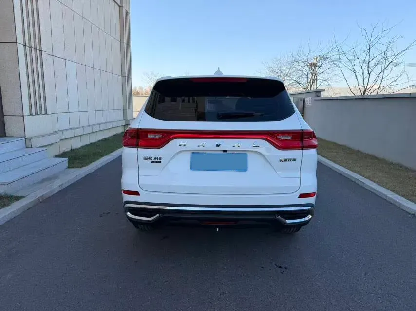 2023 Haval M6 1.5T 150HP L4 7DCT,autocango,china used car exporter,china ev exporter,chinese used car exporter,chinese used ev exporter