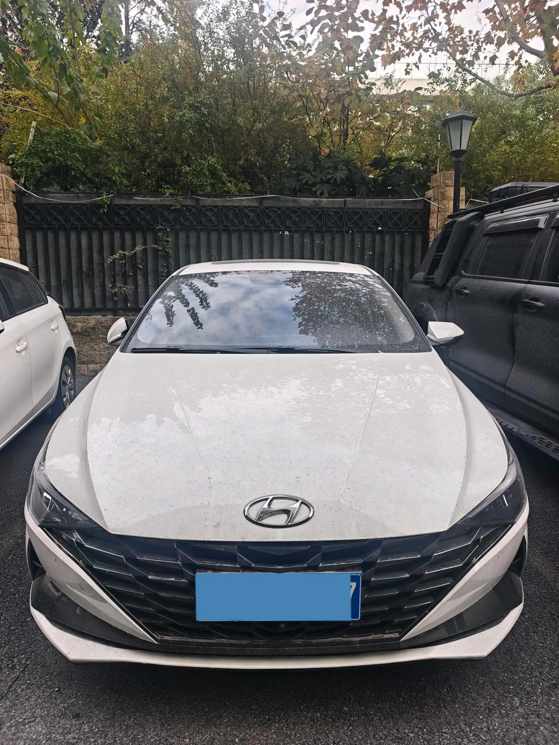 2022 HYUNDAI ELANTRA thumbnail 2