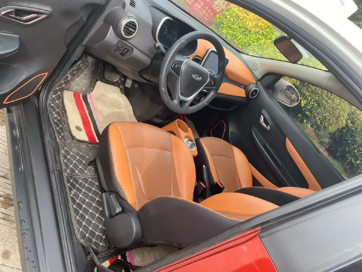 2011 Suzuki Jimny 1.3L 85HP L4 4AT,autocango,china used car exporter,china ev exporter,chinese used car exporter,chinese used ev exporter