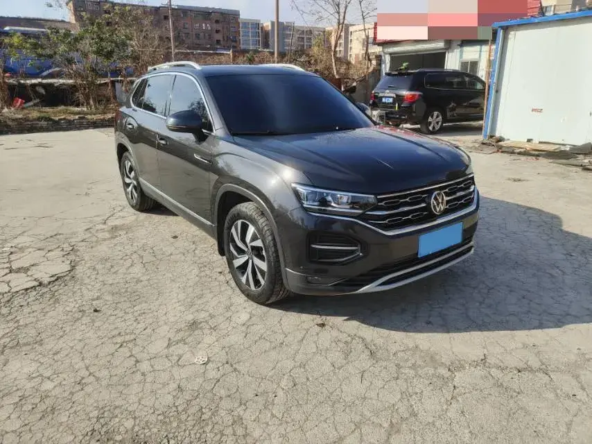 2022 VOLKSWAGEN TAYRON thumbnail 3