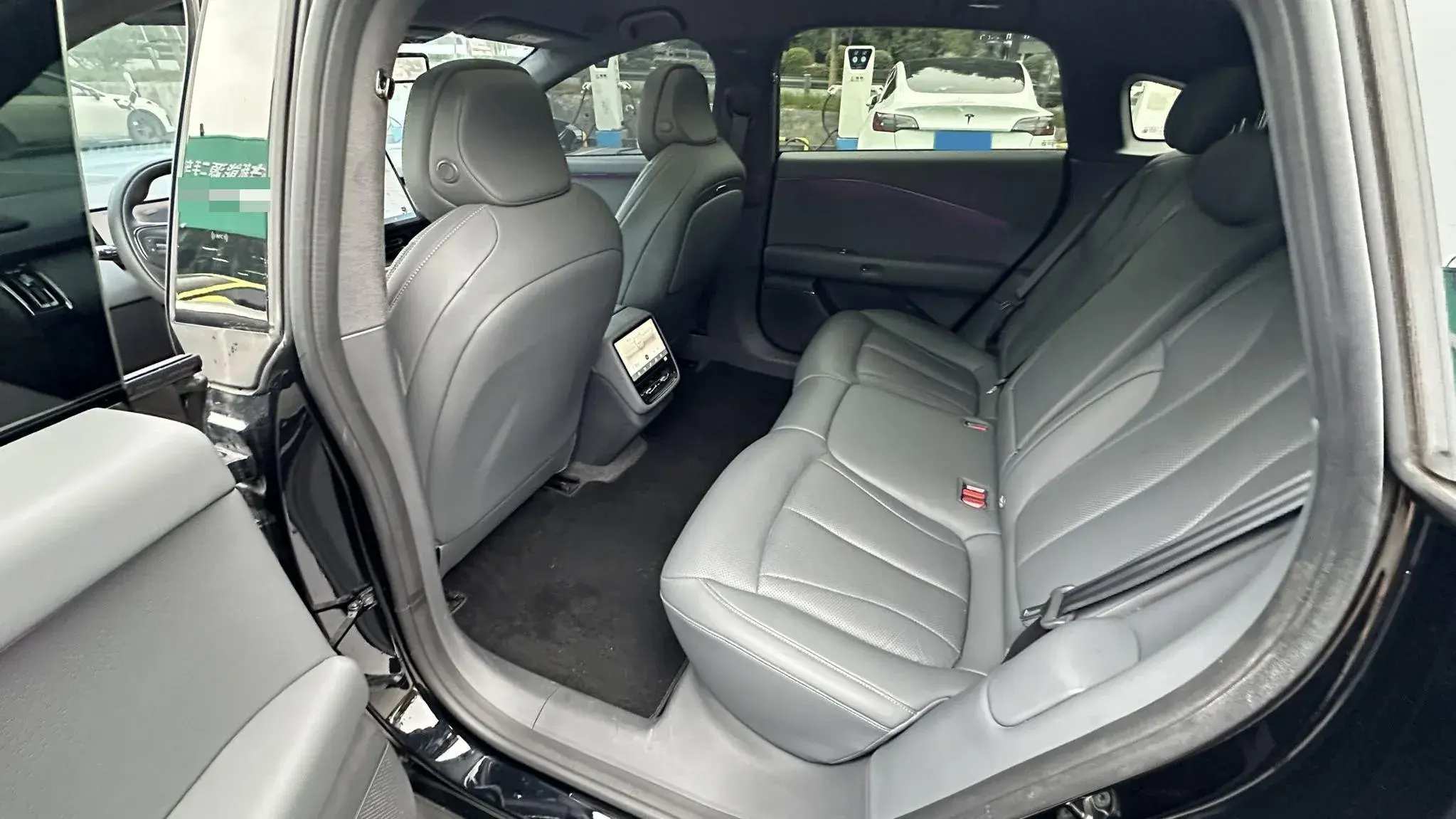 2024 XPENG P7+ thumbnail 3