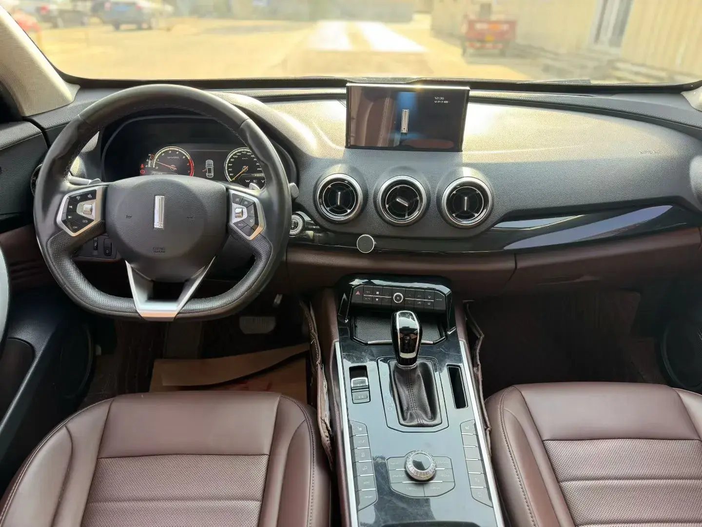 2017 WEY VV7 thumbnail 4