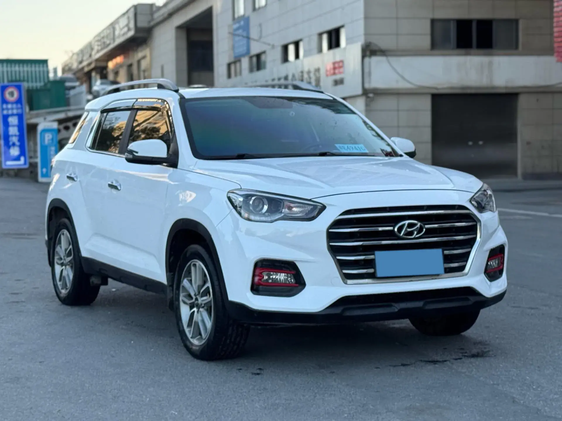 2019 HYUNDAI IX35 thumbnail 3