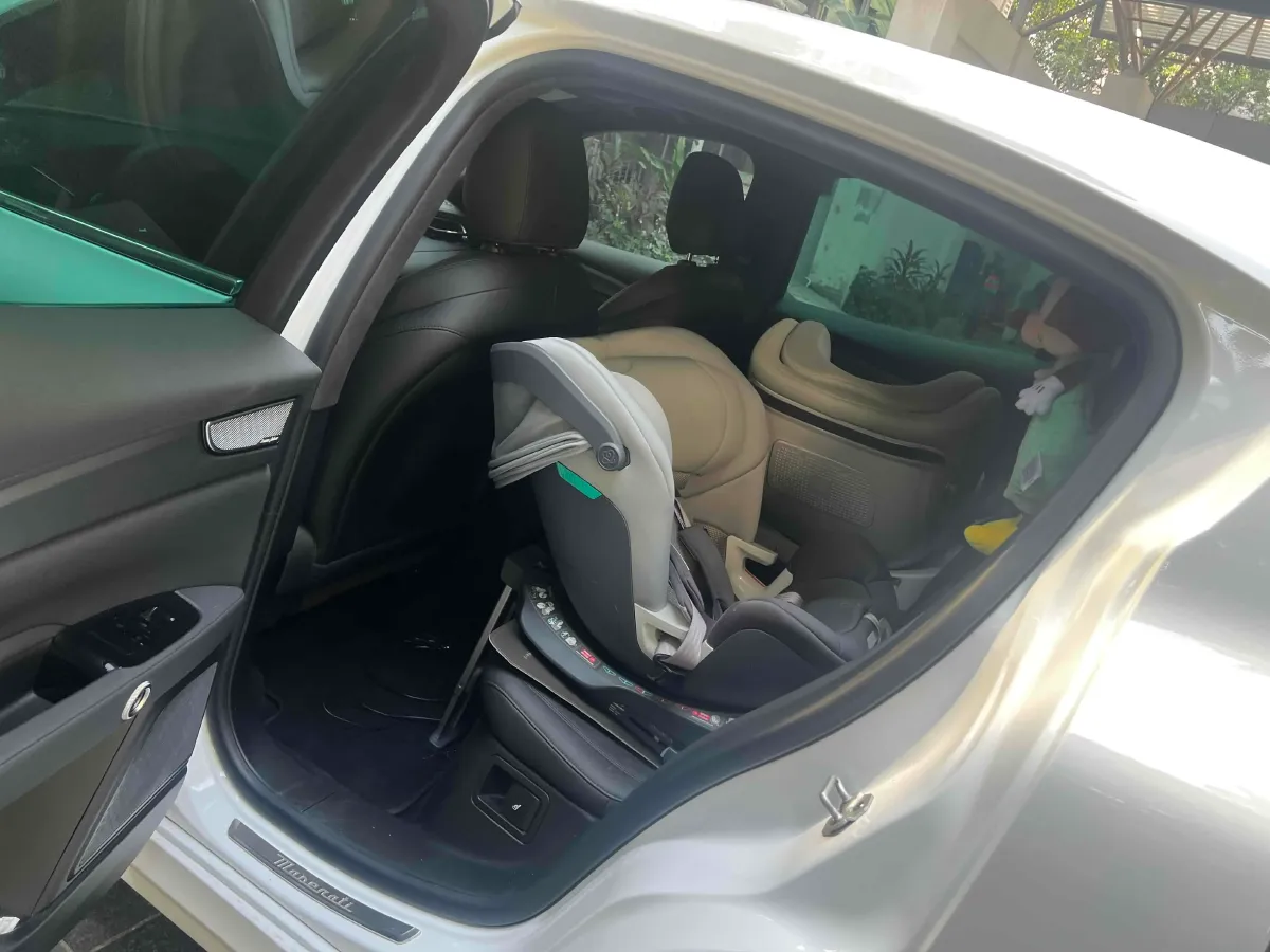 2023 Maserati Grecale 2.0T 300HP L4 8AT,autocango,china used car exporter,china ev exporter,chinese used car exporter,chinese used ev exporter