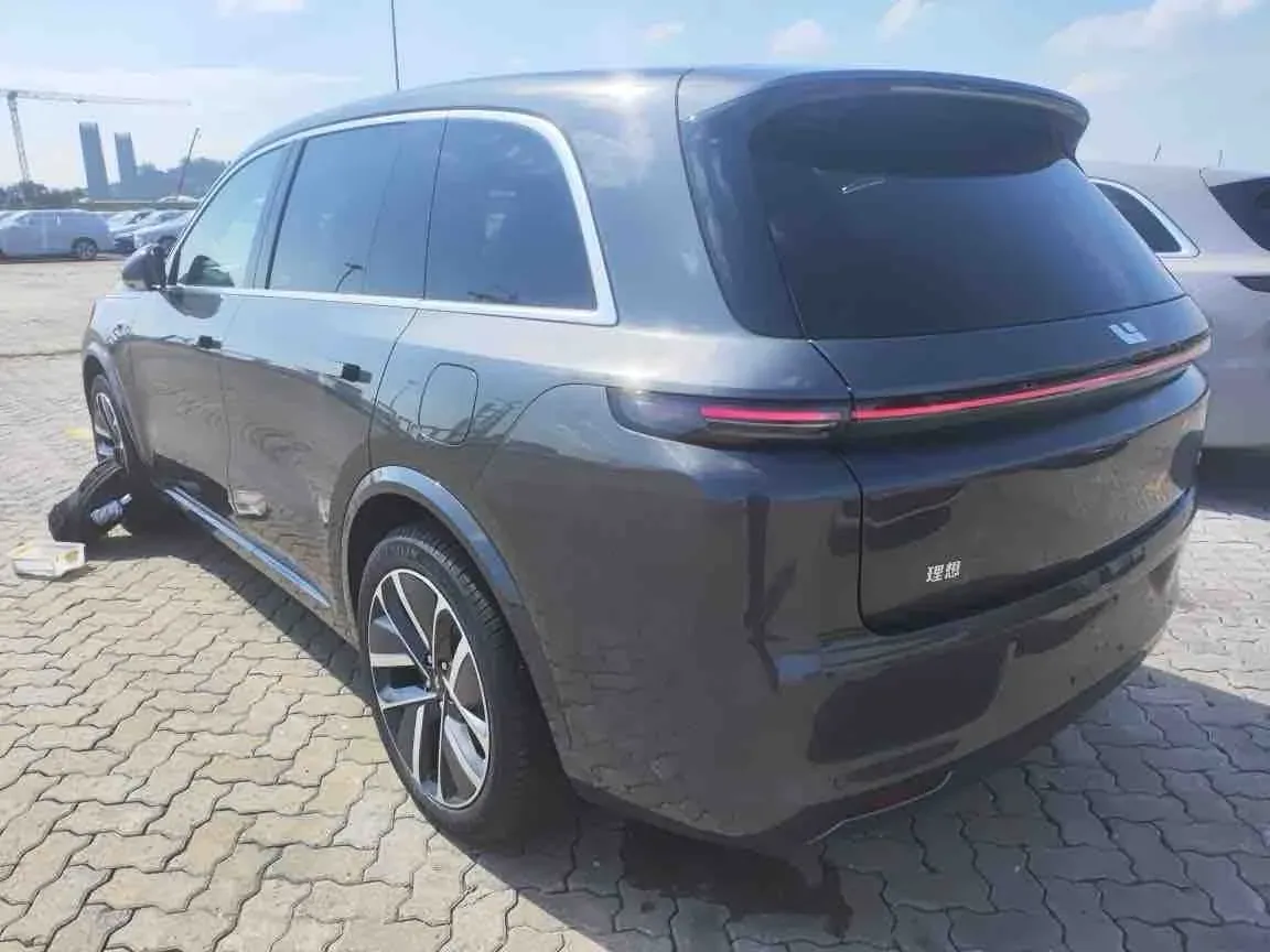 2024 Ford Bronco 2.3T 275HP L4 10AT,autocango,china used car exporter,china ev exporter,chinese used car exporter,chinese used ev exporter