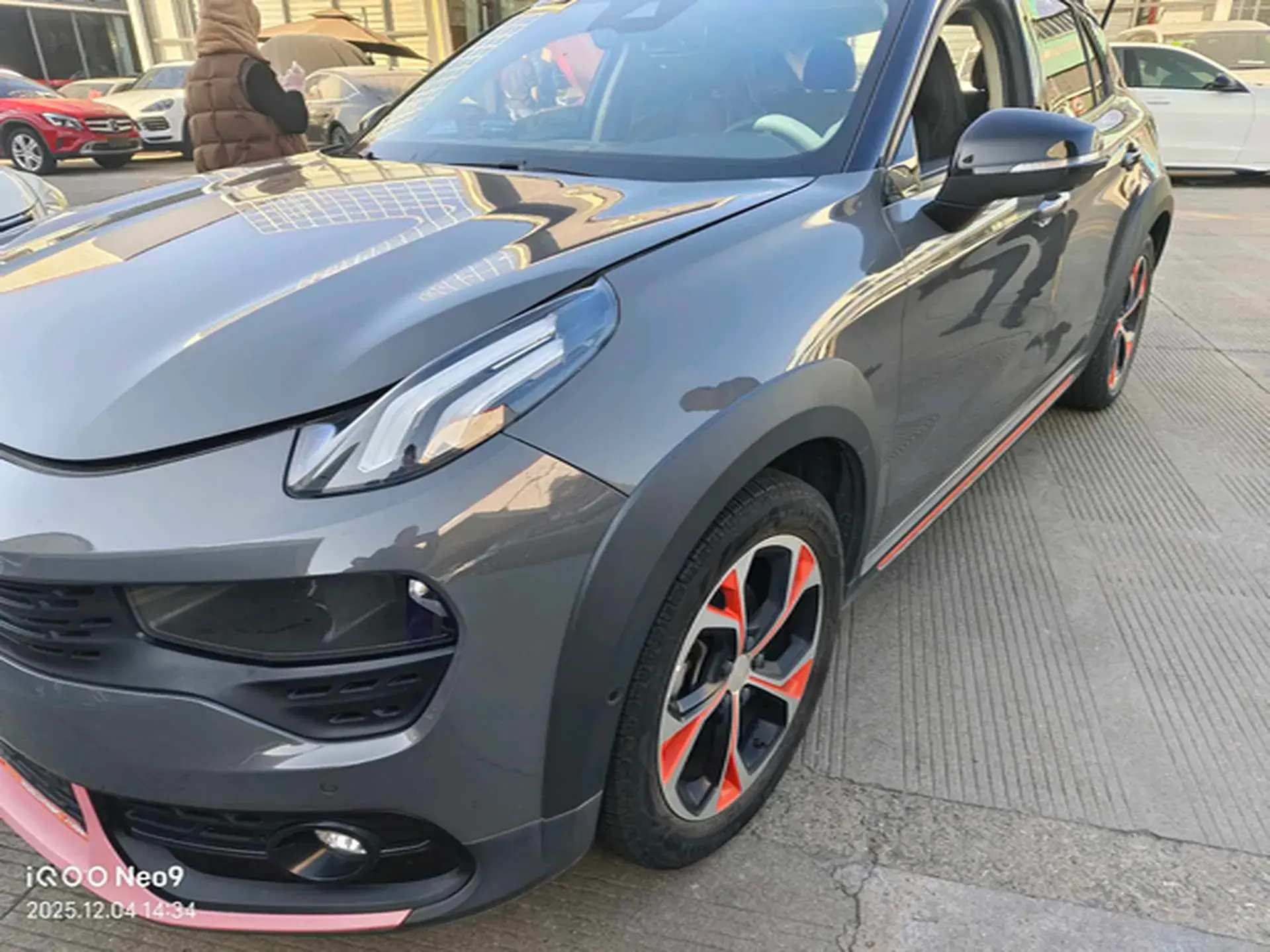 2018 TOYOTA C-HR view 1