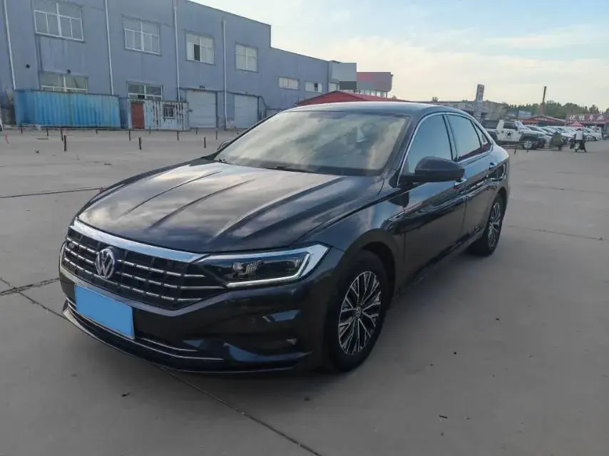 2020 Volkswagen Sagitar 1.4T 150HP L4 7DCT