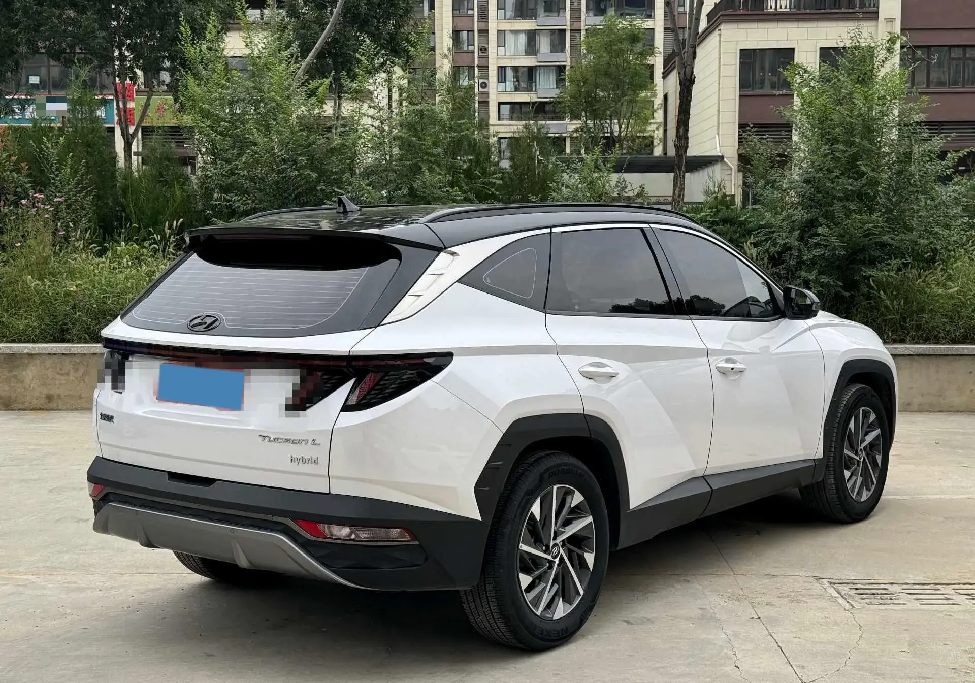 2022 HYUNDAI TUCSON thumbnail 3