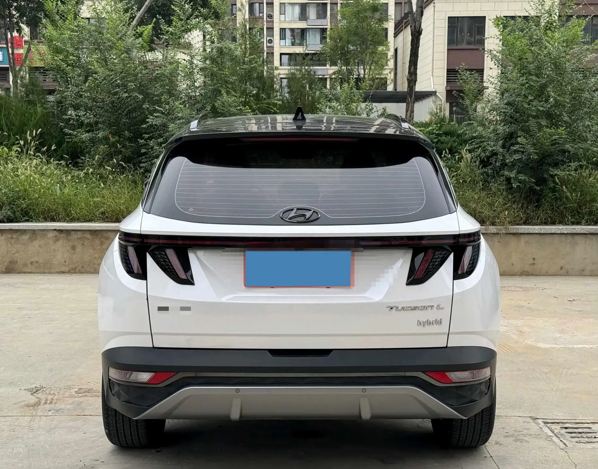 2022 HYUNDAI TUCSON thumbnail 4