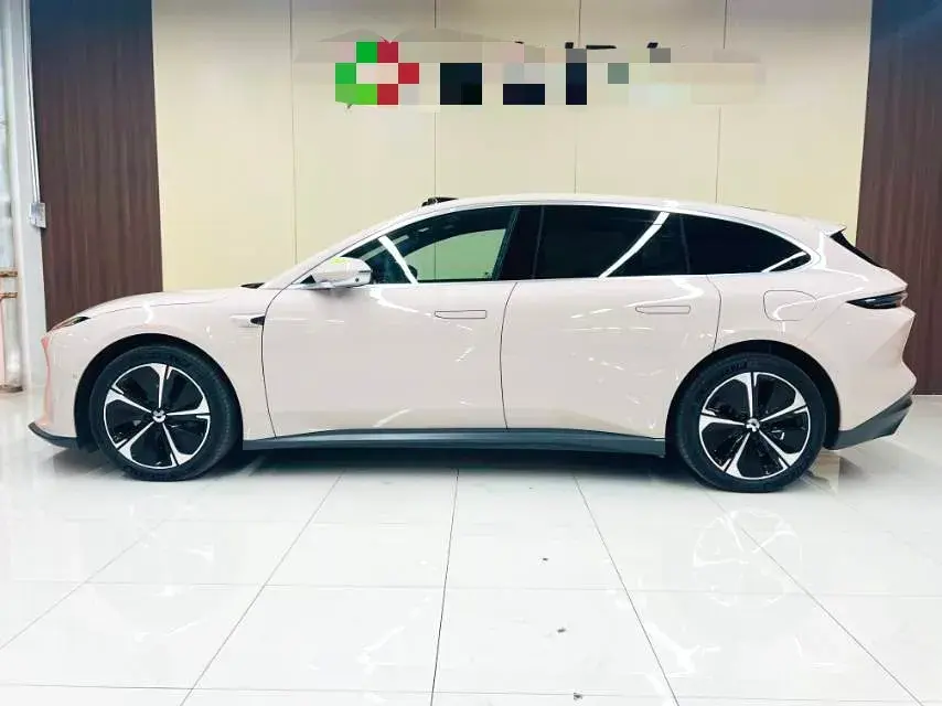 2024 NIO ET5T thumbnail 3