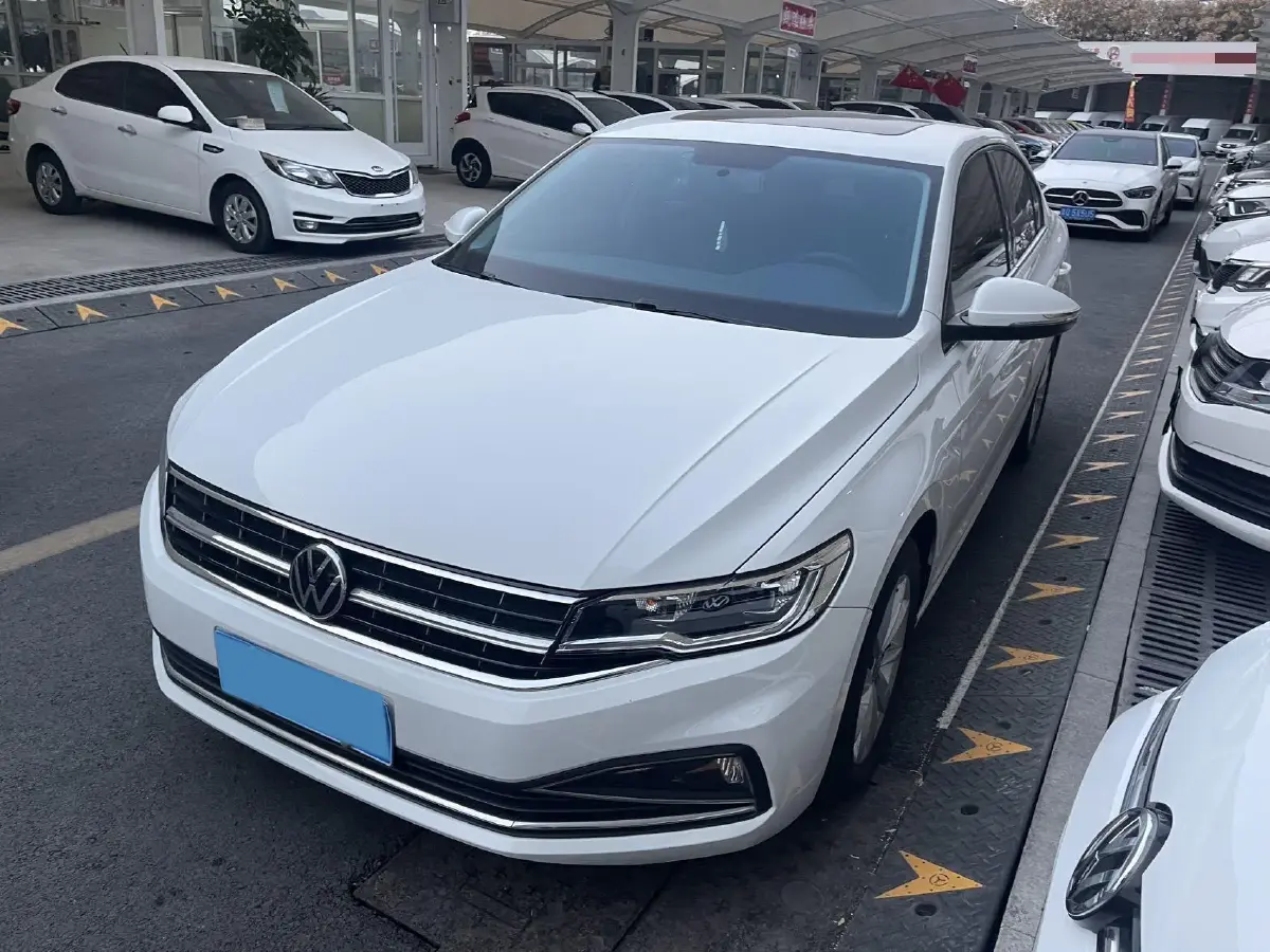 2021 Volkswagen Bora 1.5L 113HP L4 6AT