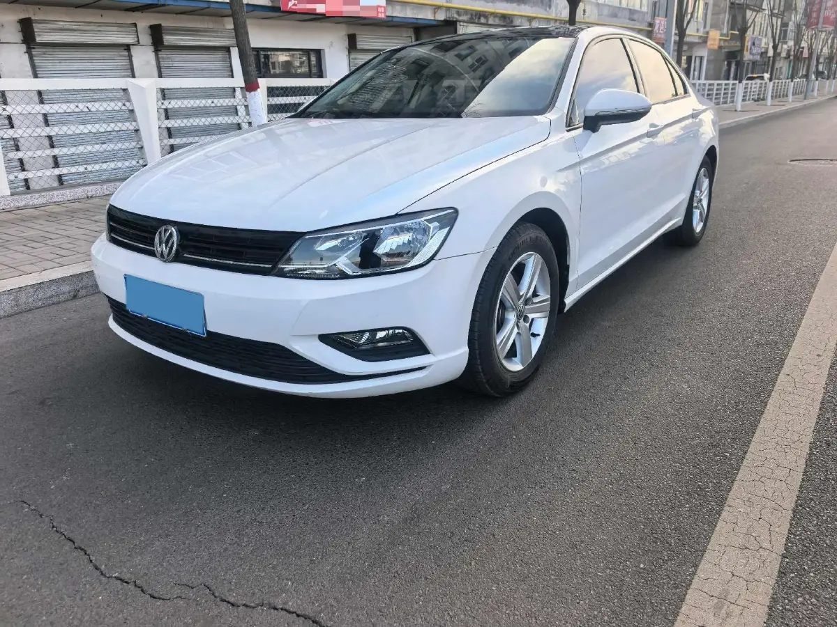 2017 Volkswagen Lamando 1.4T 131HP L4 7DCT