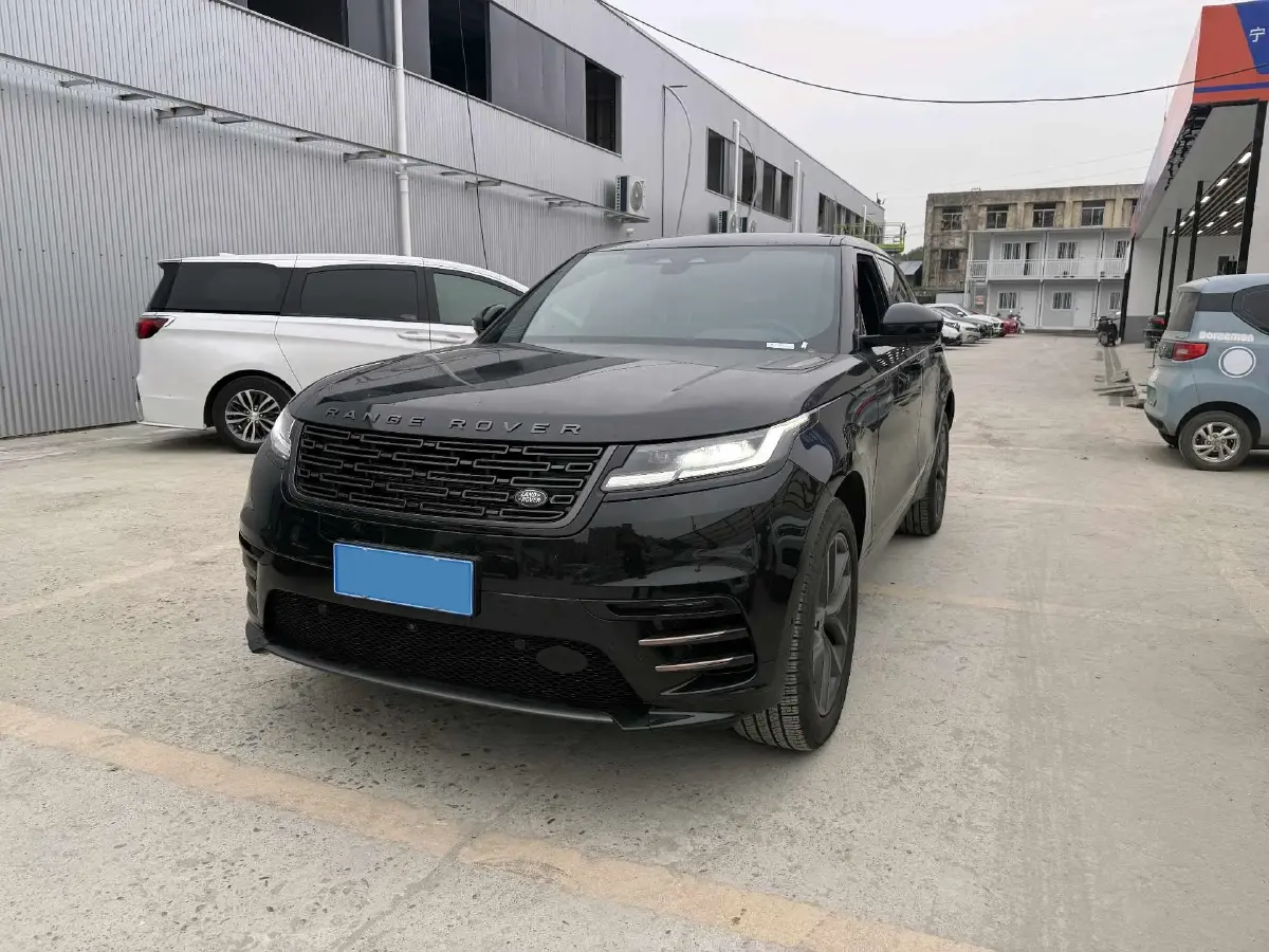 2024 Land Rover Range Rover Velar 2.0T 250HP L4 8AT