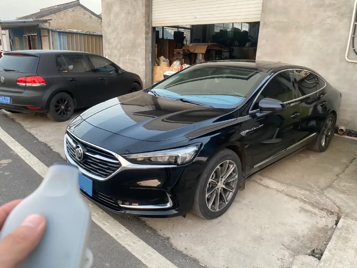 2021 Buick Larcosse 2.0T 237HP L4 9AT
