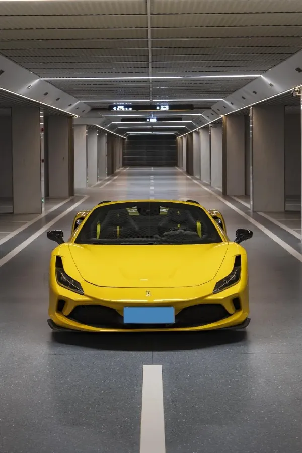 2020 Ferrari F8 3.9T 720HP V8 7DCT,autocango,china used car exporter,china ev exporter,chinese used car exporter,chinese used ev exporter