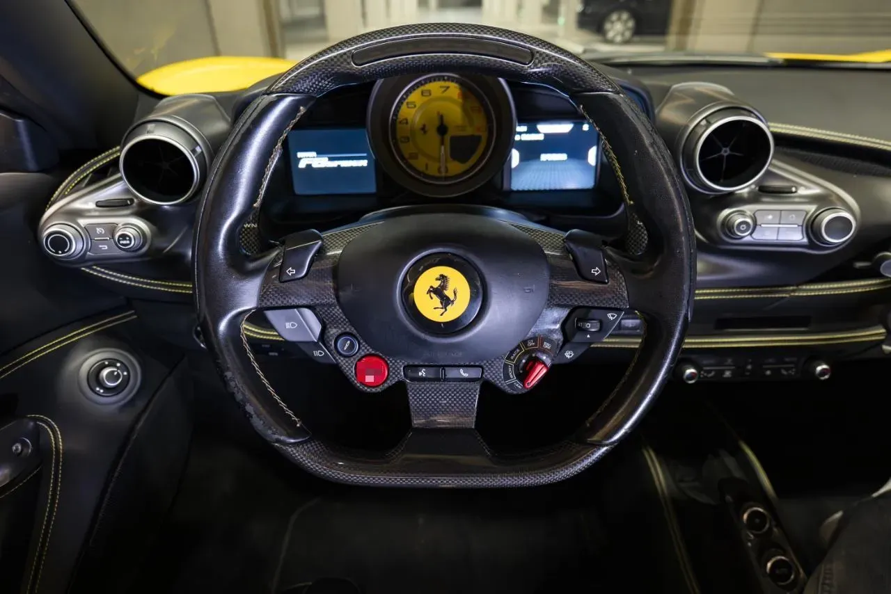 2020 Ferrari F8 3.9T 720HP V8 7DCT,autocango,china used car exporter,china ev exporter,chinese used car exporter,chinese used ev exporter