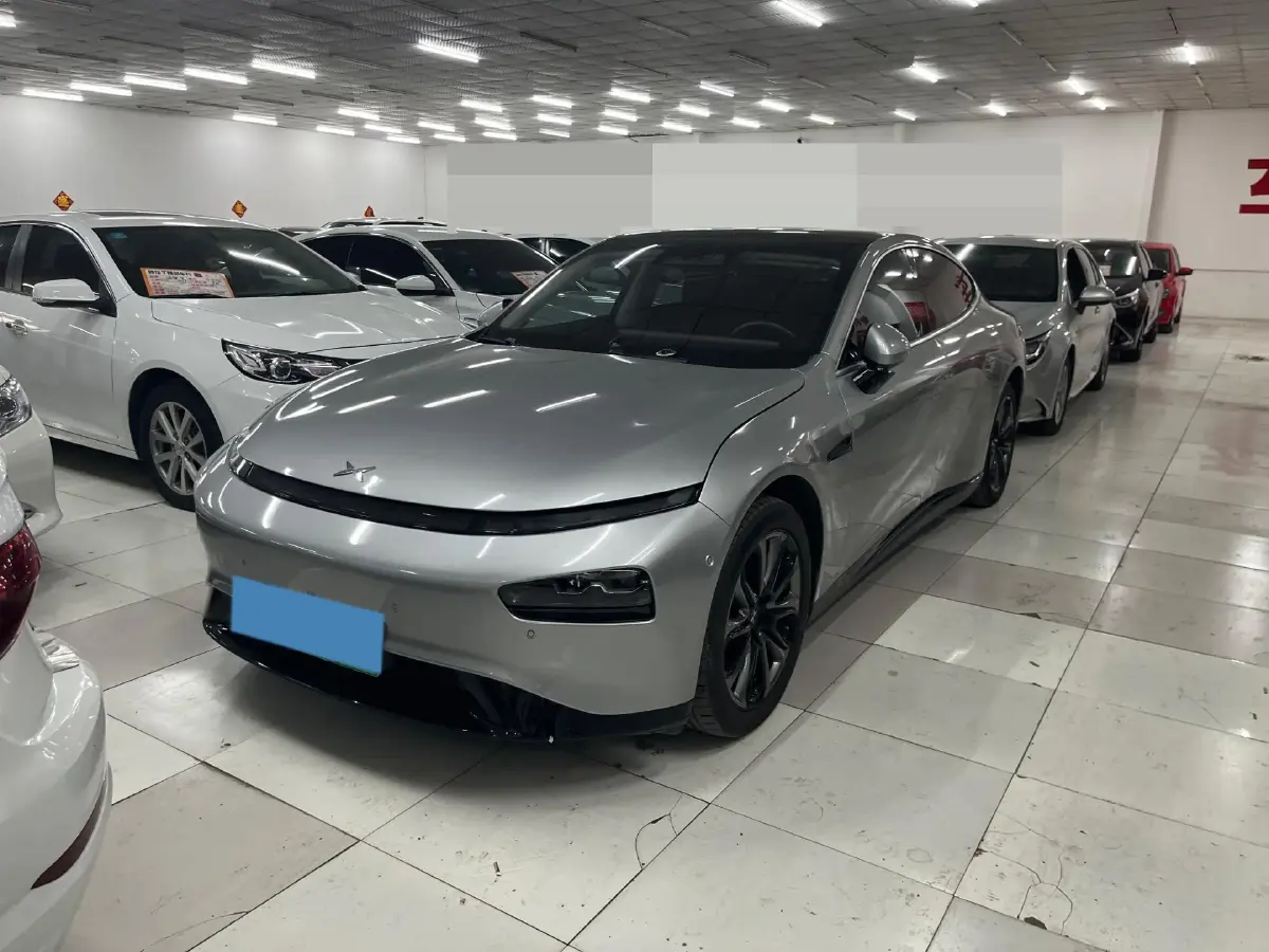 2020 DS 7 1.6T 215HP L4 8AT