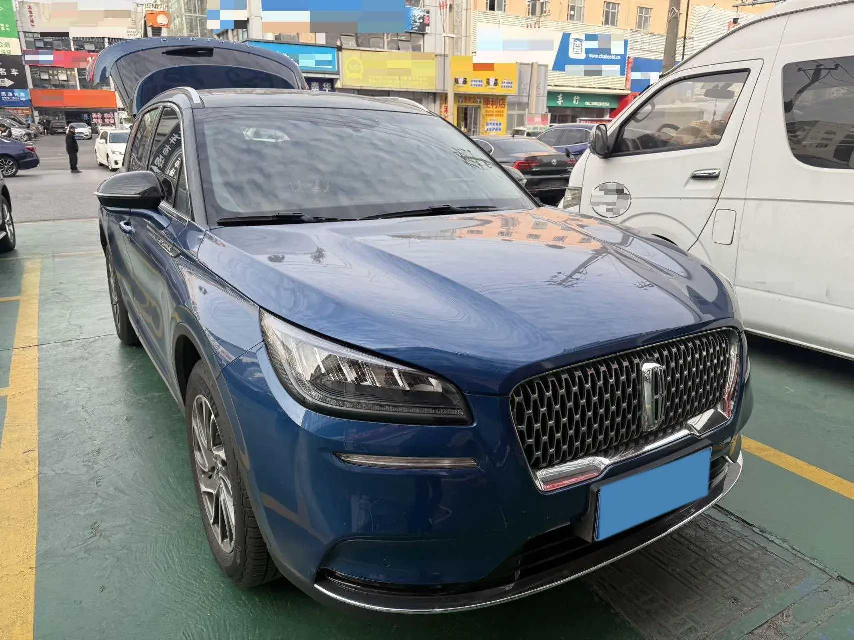 2022 LINCOLN CORSAIR thumbnail 2