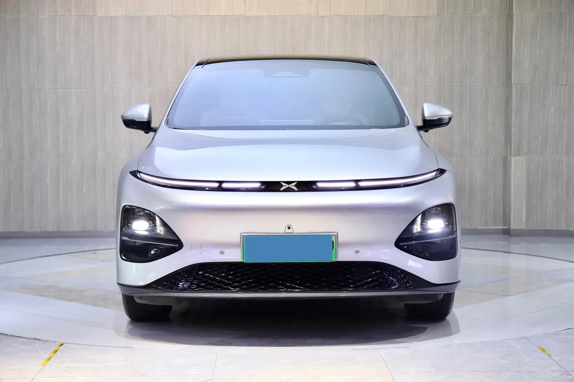 2023 XPENG G6 thumbnail 3