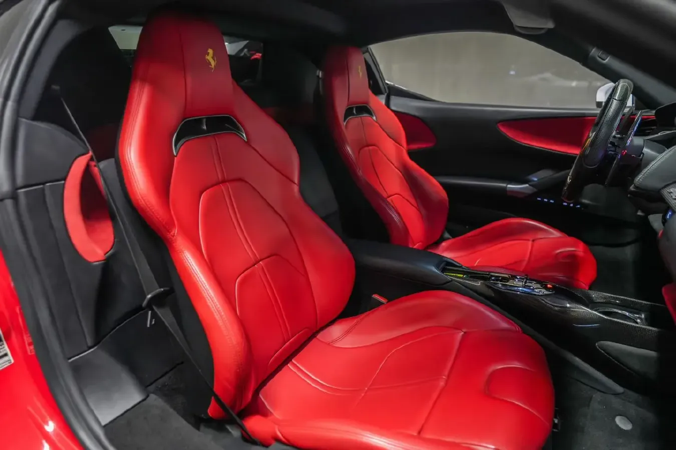 2020 Ferrari SF90 3.9T 781HP V8 8DCT PHEV 7.9KWH,autocango,china used car exporter,china ev exporter,chinese used car exporter,chinese used ev exporter