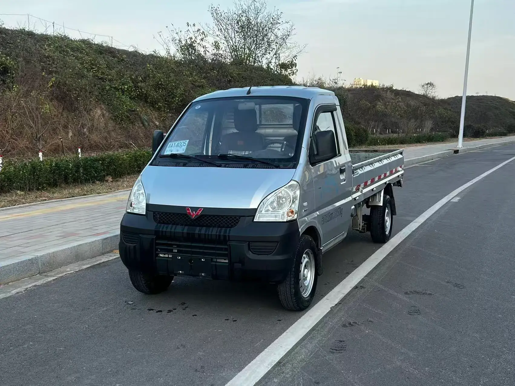 2015 WULING RONGGUANG view 1