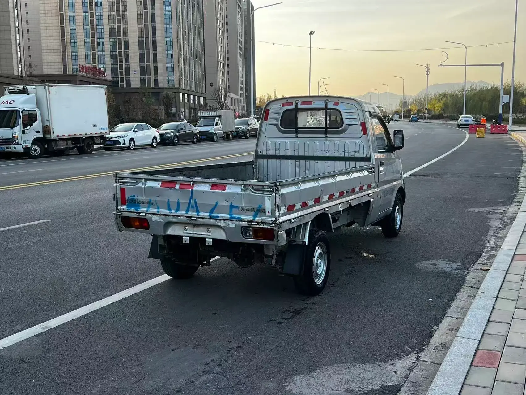 2015 WULING RONGGUANG thumbnail 4