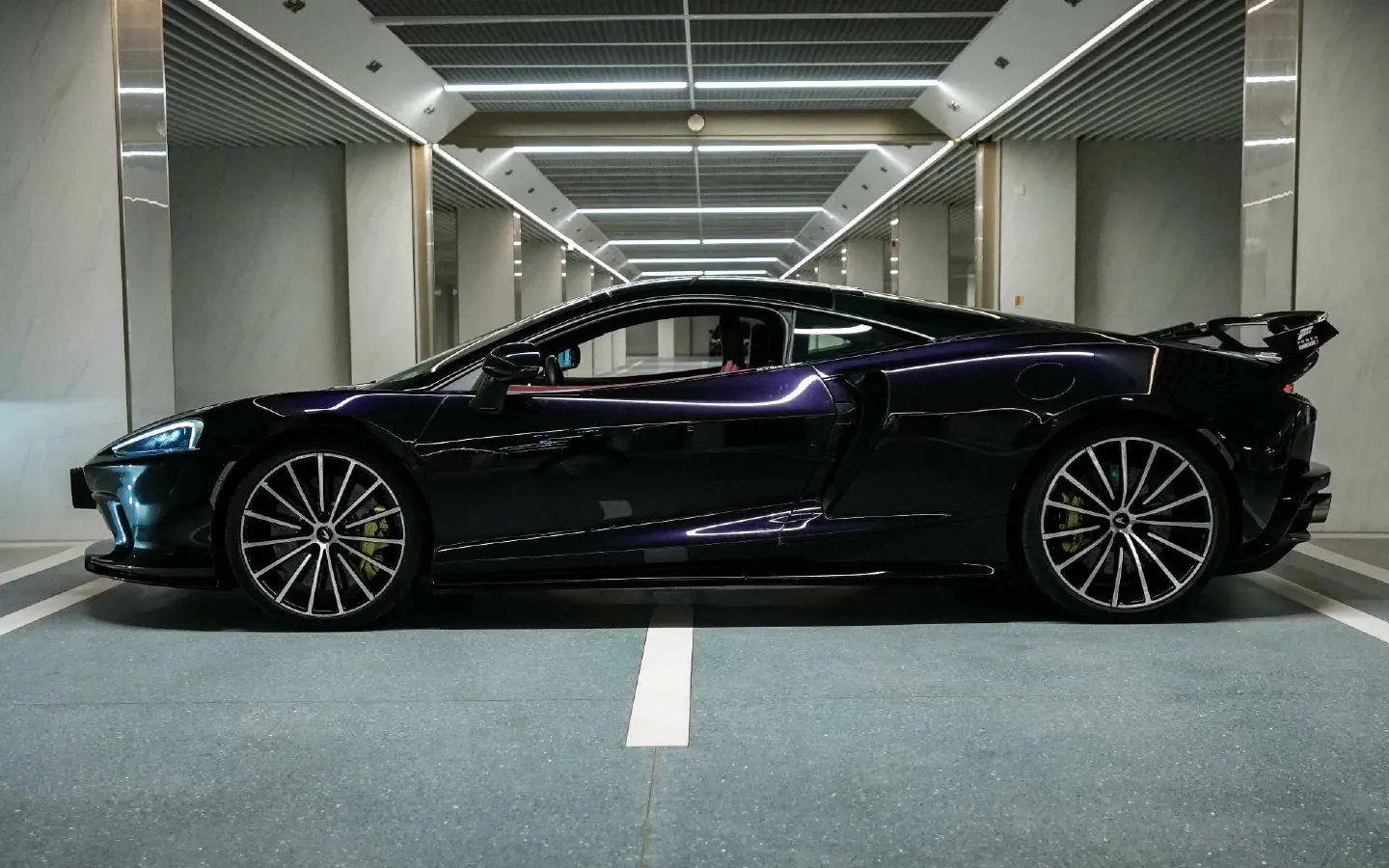 2022 McLaren GT 4.0T 620HP V8 7DCT,autocango,china used car exporter,china ev exporter,chinese used car exporter,chinese used ev exporter