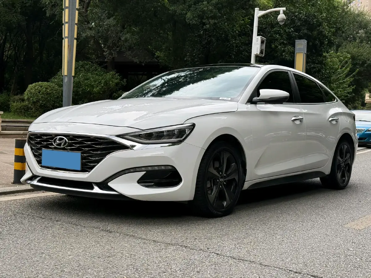 2019 Hyundai La Festa 1.6T 204HP L4 7DCT