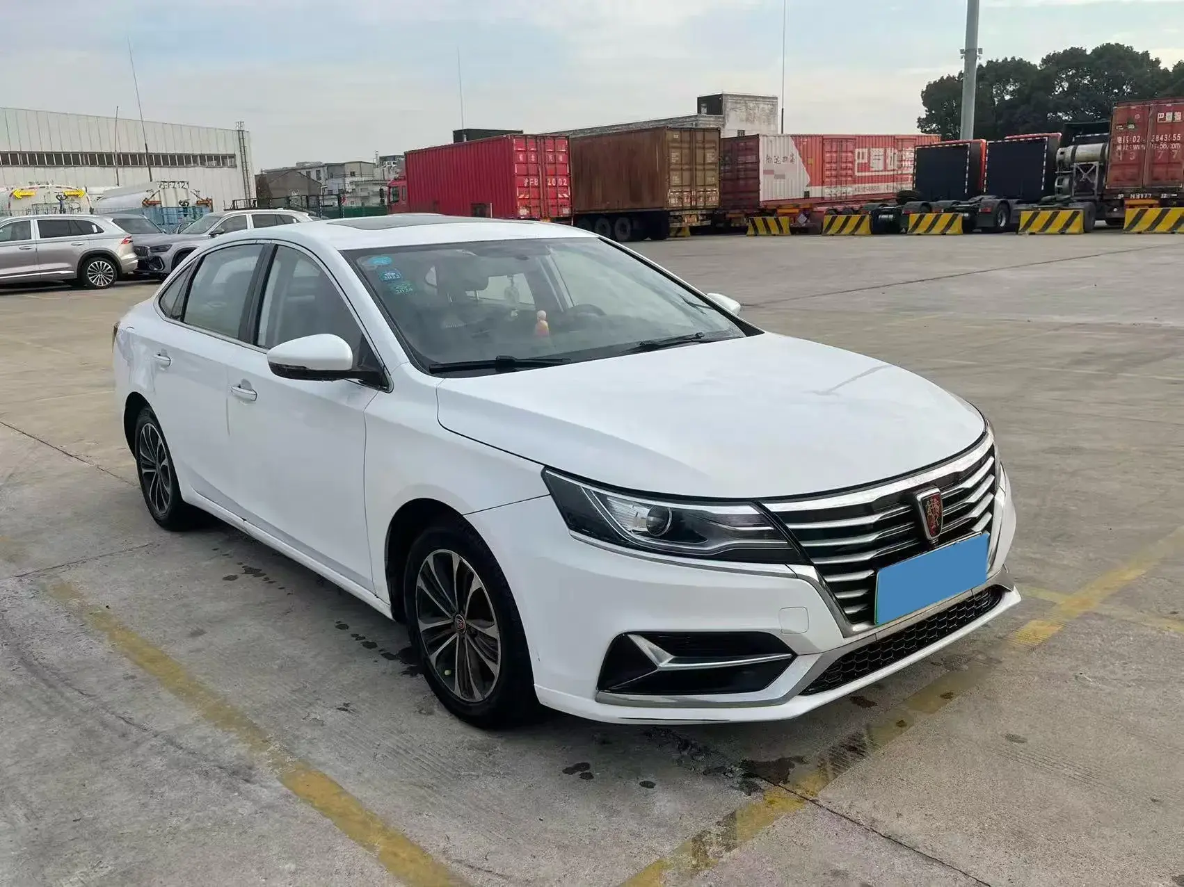 2019 ROEWE I6 thumbnail 2