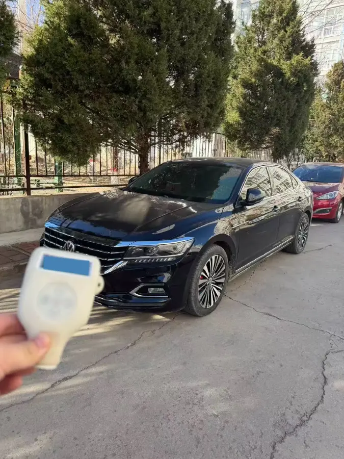 2019 Volvo V40 1.5T 152HP L4 6AT