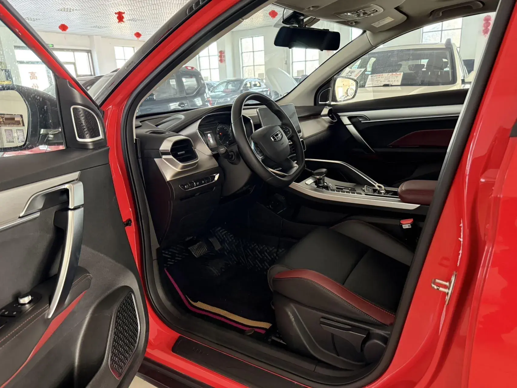 2021 GEELY COOLRAY thumbnail 4