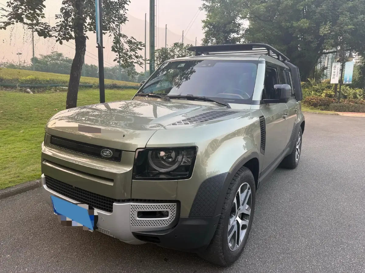 2023 Land Rover Defender 3.0T 400HP L6 8AT