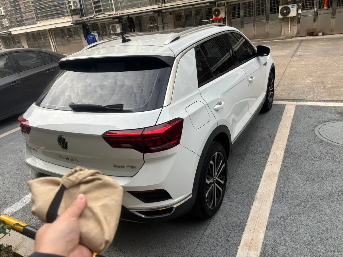 2021 Volkswagen T-Roc 1.4T 150HP L4 7DCT,autocango,china used car exporter,china ev exporter,chinese used car exporter,chinese used ev exporter