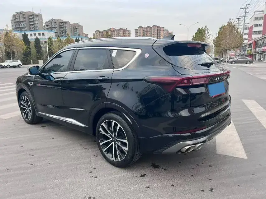 2023 JETOUR X70 thumbnail 4