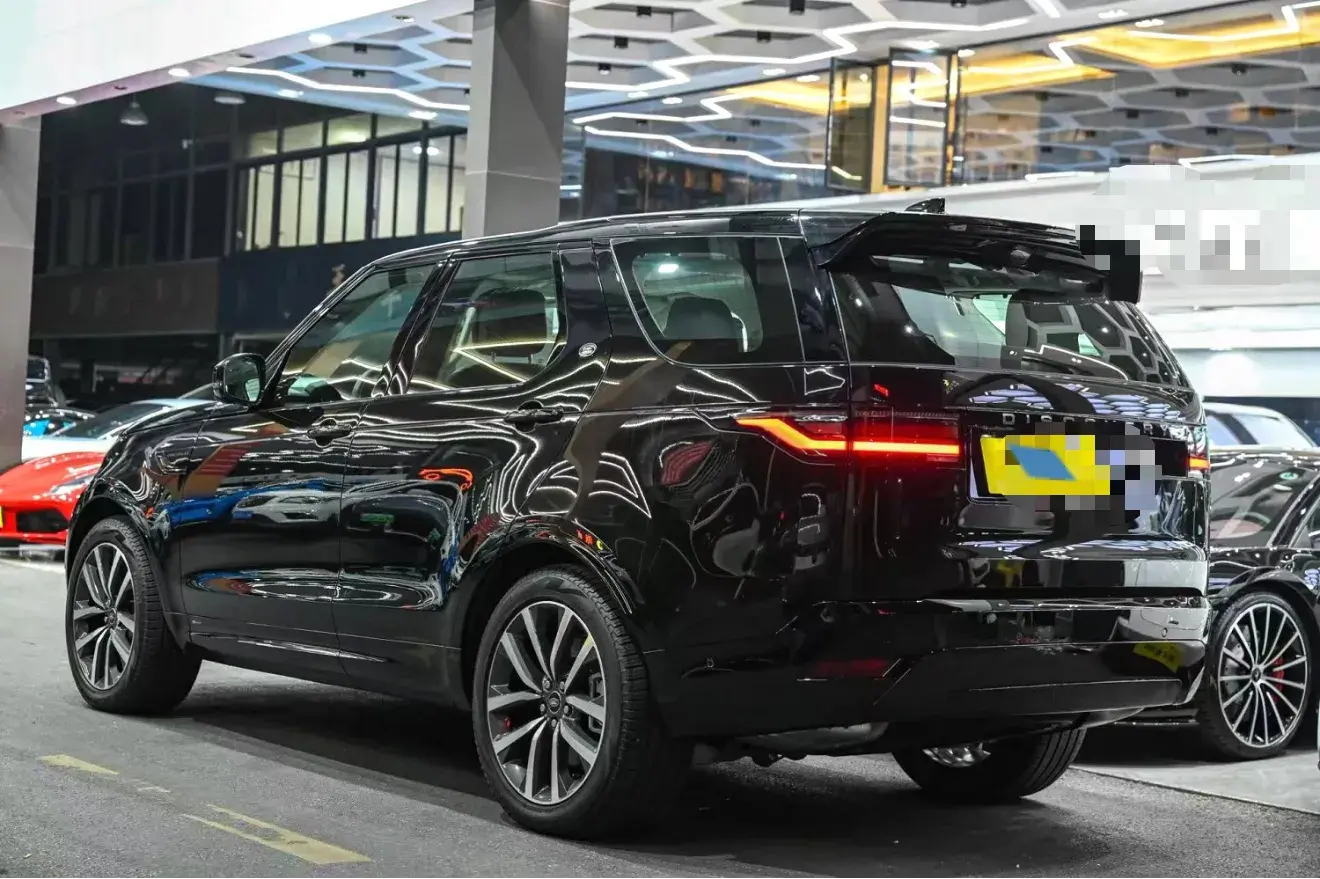 2021 LAND ROVER thumbnail 3