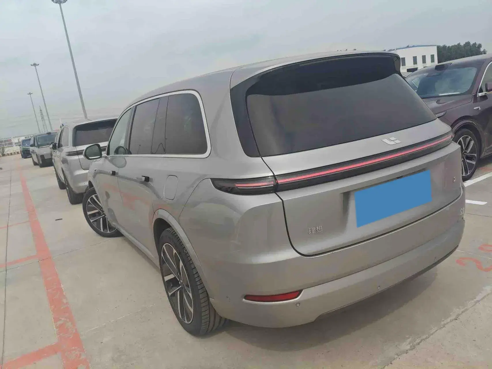 2024 TOYOTA LAND thumbnail 3