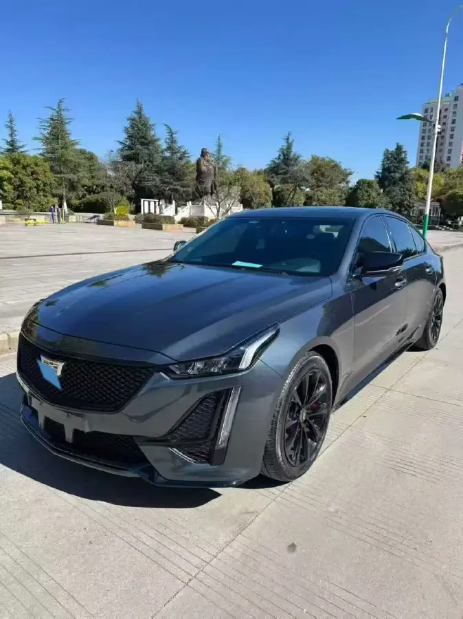 2021 Cadillac CT5 2.0T 237HP L4 10AT